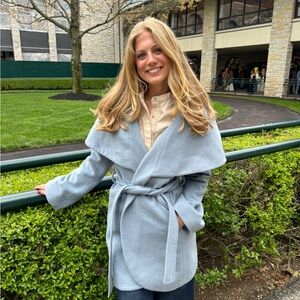 Meet your Posher, Haley